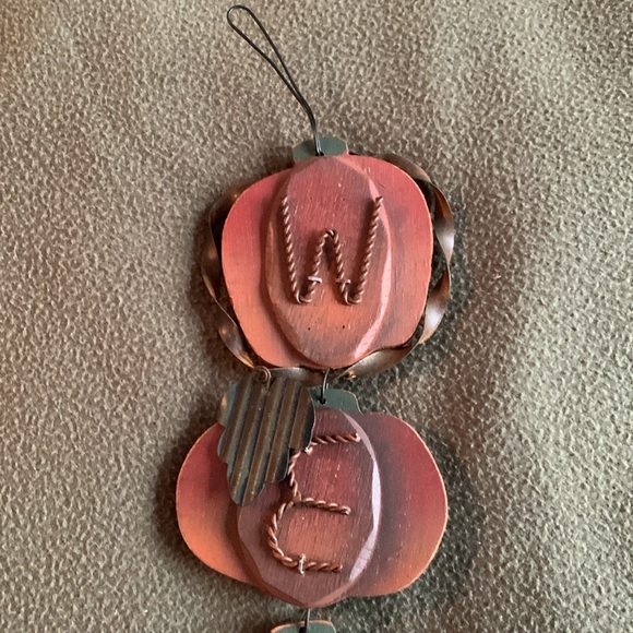 Cute wood and metal hanging pumpkin welcome sign. Approximately 26 1/2” long - Picture 2 of 5